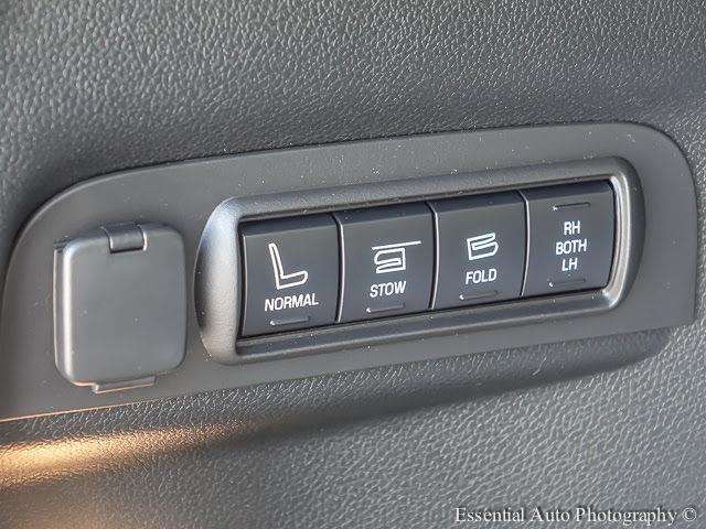 2017 Ford Explorer AWD Platinum 4dr SUV